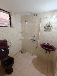 Bathroom Image of 1076 Sq.ft 3 BHK Apartment / Flat for rent in Panjim Goa for Rs. 40000