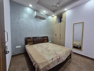 Bedroom Image of 1000 Sq.ft 2 BHK Builder Floor for rent in Mansarover Garden New Delhi for Rs. 40000