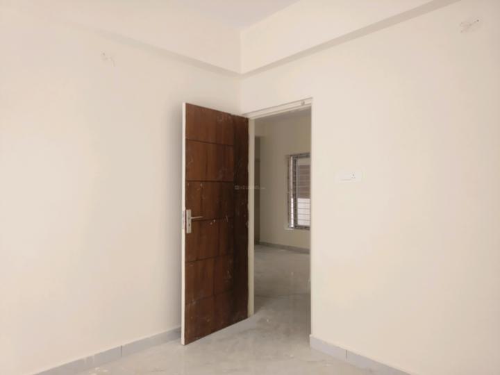 ELEGANCE PRESTINE Main Image 1