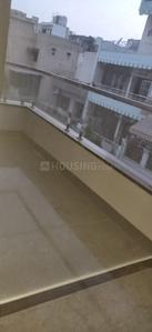 Balcony Image of 1200 Sq.ft 3 BHK Builder Floor for sale in Shalimar Bagh New Delhi for Rs. 31000000