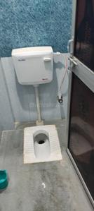 Bathroom Image of 630 Sq.ft 2 BHK Apartment / Flat for rent in Lalbagh Patna for Rs. 15000