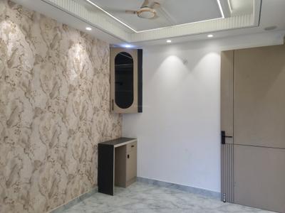 Bedroom Image of 1250 Sq.ft 2 BHK Builder Floor for sale in Uttam Nagar New Delhi for Rs. 4950000