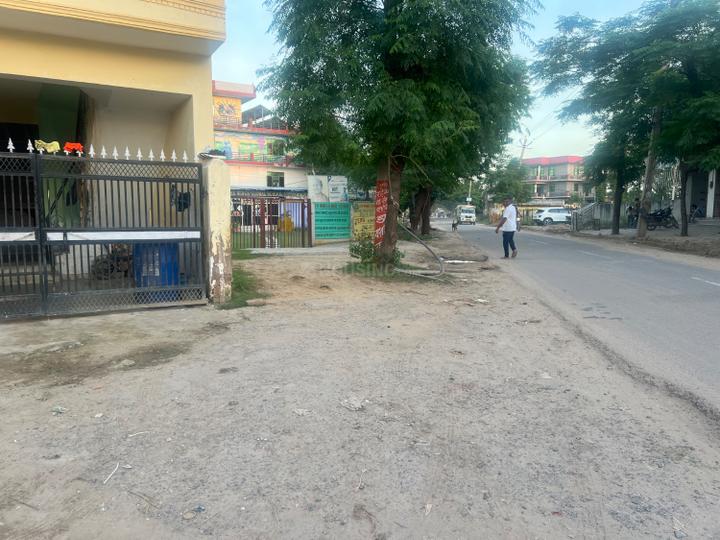 On Road Main Image 1