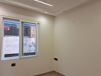 Bedroom Image of 1200 Sq.ft 3 BHK Builder Floor for sale in Paschim Vihar New Delhi for Rs. 27000000