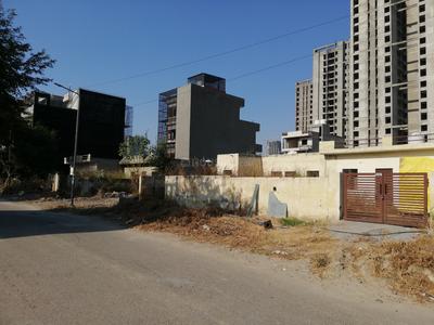 Image of 153 Sq.ft Residential Plot / Land for sale in Jaypee Kensington Park Plot 1, Sector 133, Noida for Rs. 34119000