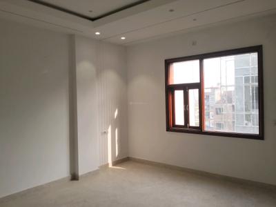 Bedroom Image of 2000 Sq.ft 6 BHK Builder Floor for sale in Rohini Sector 28 New Delhi for Rs. 20100000