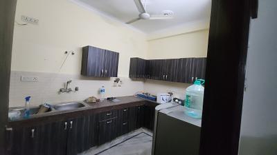 Kitchen Image of 1050 Sq.ft 2 BHK Builder Floor for rent in Palam Vihar Gurgaon for Rs. 33000