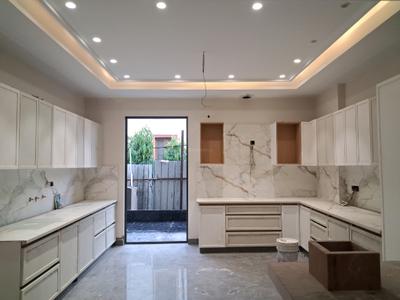 Kitchen Image of 2700 Sq.ft 4 BHK Builder Floor for sale in Paschim Vihar New Delhi for Rs. 62500000