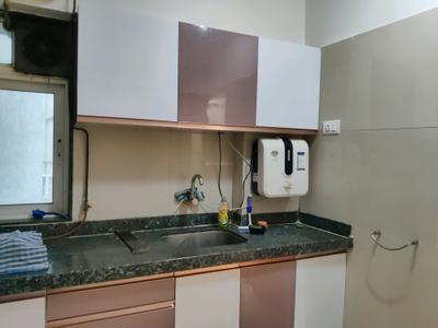 Kitchen Image of 1180 Sq.ft 3 BHK Apartment / Flat for rent in Rosa Bella, Hiranandani Estate Thane for Rs. 60000