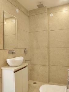 Bedroom Three Image of 2500 Sq.ft 4 BHK Apartment / Flat for sale in Pioneer Park, Sector 61 Gurgaon for Rs. 49500000
