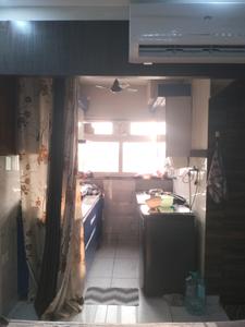 Kitchen Image of 400 Sq.ft 1 RK Apartment / Flat for rent in DLF Capital Greens Phase 1 And 2, Karampura New Delhi for Rs. 21500