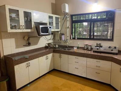Kitchen Image of 1900 Sq.ft 4 BHK Apartment / Flat for rent in Ghorpadi Pune for Rs. 55000