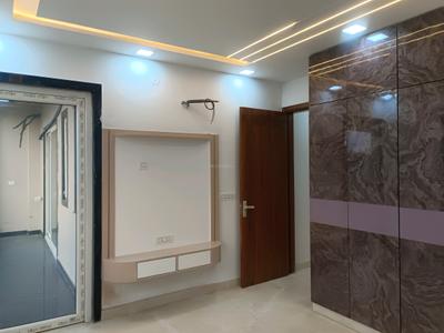Bedroom Image of 1400 Sq.ft 4 BHK Builder Floor for sale in Rohini Sector 28 New Delhi for Rs. 16000000