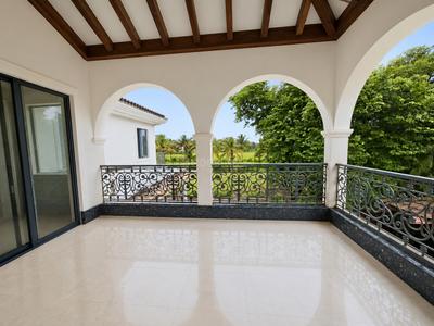 Balcony Image of 5780 Sq.ft 4 BHK Independent House for sale in Saligao Goa for Rs. 160000000
