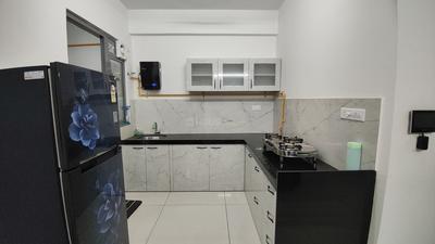 Kitchen Image of 1500 Sq.ft 3 BHK Apartment / Flat for rent in Adani Amogha, Shantigram Ahmedabad for Rs. 48000