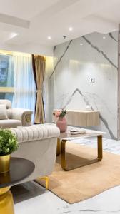 Hall Image of 1370 Sq.ft 3 BHK Apartment / Flat for sale in Prabhadevi Mumbai for Rs. 60100000