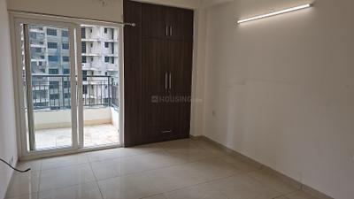 Bedroom Image of 1695 Sq.ft 3.5 BHK Apartment / Flat for sale in Gulshan Ikebana, Sector 143 Noida for Rs. 22100000