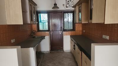 Kitchen Image of 1450 Sq.ft 3 BHK Builder Floor for sale in Uppal Southend, Sector 49 Gurgaon for Rs. 19500000