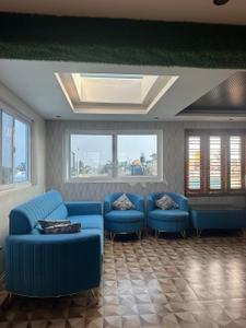 Living Room Image of 2400 Sq.ft 3 BHK Duplex for sale in Mallathahalli Bengaluru for Rs. 20000000