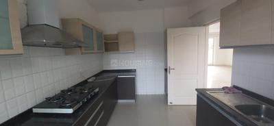 Kitchen Image of 3120 Sq.ft 4 BHK Apartment / Flat for sale in Bestech Park View Spa, Sector 47 Gurgaon for Rs. 78000000