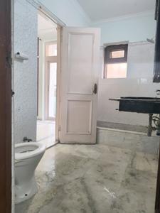 Common Bathroom One Image of 1700 Sq.ft 3 BHK Builder Floor for sale in RWA Malviya Block B1, Malviya Nagar New Delhi for Rs. 30000000