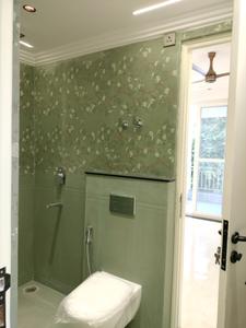 Common Bathroom One Image of 2500 Sq.ft 4 BHK Apartment / Flat for sale in Shama Apartment, Sector 10 Dwarka New Delhi for Rs. 38500000