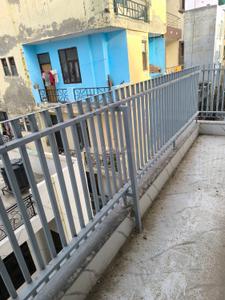 Balcony Image of 1100 Sq.ft 3 BHK Apartment / Flat for rent in The Modern Floors, Dwarka Mor New Delhi for Rs. 30000
