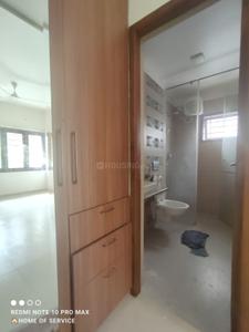 Bathroom Image of 4500 Sq.ft 5 BHK Villa for rent in Neelankarai Chennai for Rs. 150000