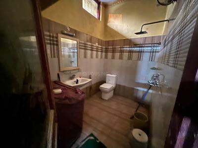 Bathroom Image of 1920 Sq.ft 5 BHK Independent House for sale in Aminabad Lucknow for Rs. 7000000