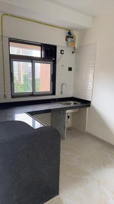 Kitchen Image of 750 Sq.ft 2 BHK Apartment / Flat for sale in Malad West Mumbai for Rs. 15000000
