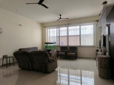 Living Room Image of 2000 Sq.ft 3 BHK Independent House for rent in Virupakshapura Bengaluru for Rs. 45000