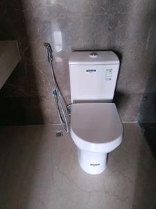 Bedroom Two Image of 1400 Sq.ft 3 BHK Apartment / Flat for sale in Kalpataru Magnus, Bandra East Mumbai for Rs. 71000000