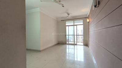 Living Room Image of 1550 Sq.ft 3 BHK Apartment / Flat for rent in Mahagun Mascot, Crossings Republik Ghaziabad for Rs. 25000