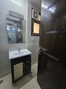 Image of 998 Sq.ft 2 BHK Independent House for rent in RWA Lajpat Nagar 4 Colonies, Lajpat Nagar, New Delhi for Rs. 61500