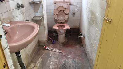 Bathroom Image of 750 Sq.ft 2 BHK Apartment / Flat for sale in Keshtopur Kolkata for Rs. 2100000