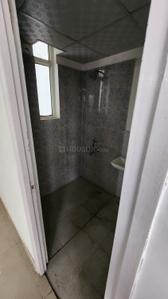 Bathroom Image of 622 Sq.ft 2 BHK Apartment / Flat for sale in Suncity Avenue 76, Sector 76 Gurgaon for Rs. 9000000