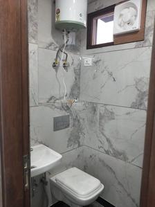 Bathroom Image of 1000 Sq.ft 4 BHK Builder Floor for sale in Rajinder Nagar New Delhi for Rs. 22200000