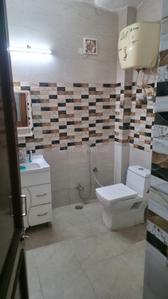 Bathroom Image of 1740 Sq.ft 4 BHK Apartment / Flat for sale in Pushpak Society, Sector 49 Chandigarh for Rs. 25000000