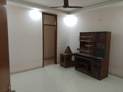 Bedroom Image of 1800 Sq.ft 3 BHK Builder Floor for rent in Mansarover Garden New Delhi for Rs. 48000
