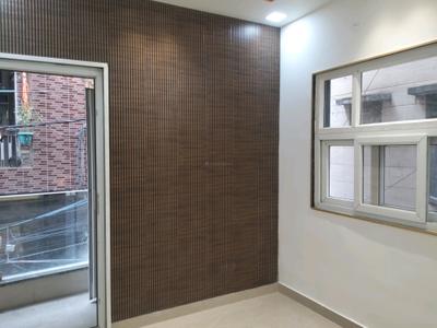 Bedroom Image of 600 Sq.ft 3 BHK Builder Floor for sale in Shastri Nagar New Delhi for Rs. 8000000