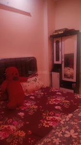 Bedroom Image of 500 Sq.ft 1 BHK Apartment / Flat for rent in Krishna Vatika, Nai Basti Dundahera Ghaziabad for Rs. 11000