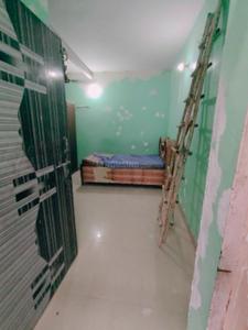 Image of 200 Sq.ft 1 RK Builder Floor for rent in Mayur Vihar Phase 1, New Delhi for Rs. 8000