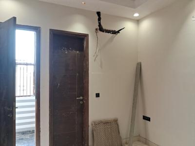 Bedroom Image of 900 Sq.ft 3 BHK Builder Floor for sale in Paschim Vihar New Delhi for Rs. 21000000
