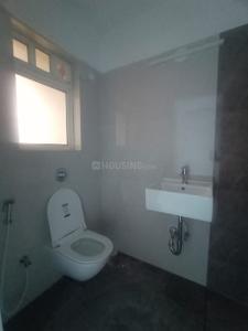 Bathroom Image of 645 Sq.ft 2 BHK Apartment / Flat for sale in Romell Serene, Borivali West Mumbai for Rs. 16000000