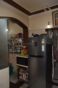 Kitchen Image of 600 Sq.ft 3 BHK Builder Floor for sale in Uttam Nagar New Delhi for Rs. 6500000