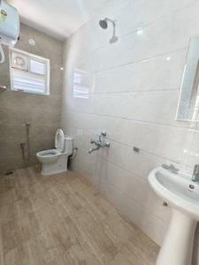 Bathroom Image of 800 Sq.ft 1 BHK Builder Floor for rent in HSR Layout Bengaluru for Rs. 26000