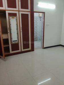 Bedroom Image of 1300 Sq.ft 3 BHK Apartment / Flat for rent in Adambakkam Chennai for Rs. 35000