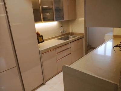 Kitchen Image of 1010 Sq.ft 2 BHK Apartment / Flat for sale in Satnam Apartments, Cuffe Parade Mumbai for Rs. 52500000
