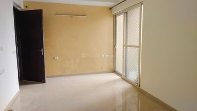 Living Room Image of 1155 Sq.ft 2.5 BHK Apartment / Flat for rent in Prateek Grand City, Siddharth Vihar Ghaziabad for Rs. 25500