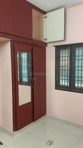 Bedroom Image of 840 Sq.ft 2 BHK Apartment / Flat for rent in Medavakkam Chennai for Rs. 20000
